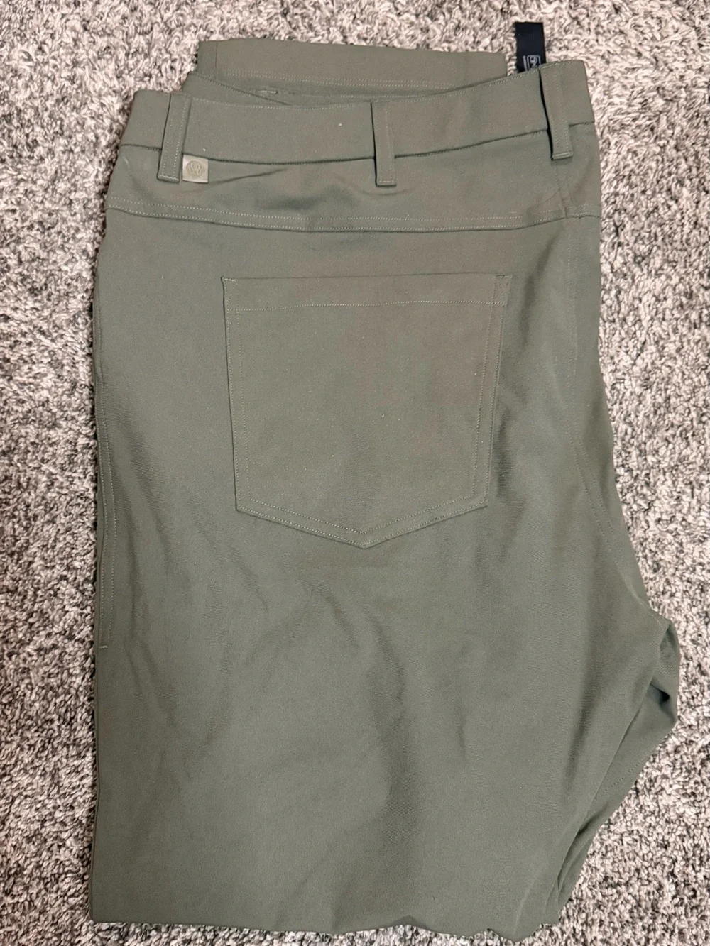 lululemon athletica Men's Olive Cargo Pants